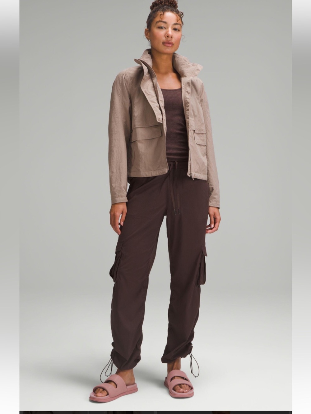 Lululemon - Picture 2 of 4